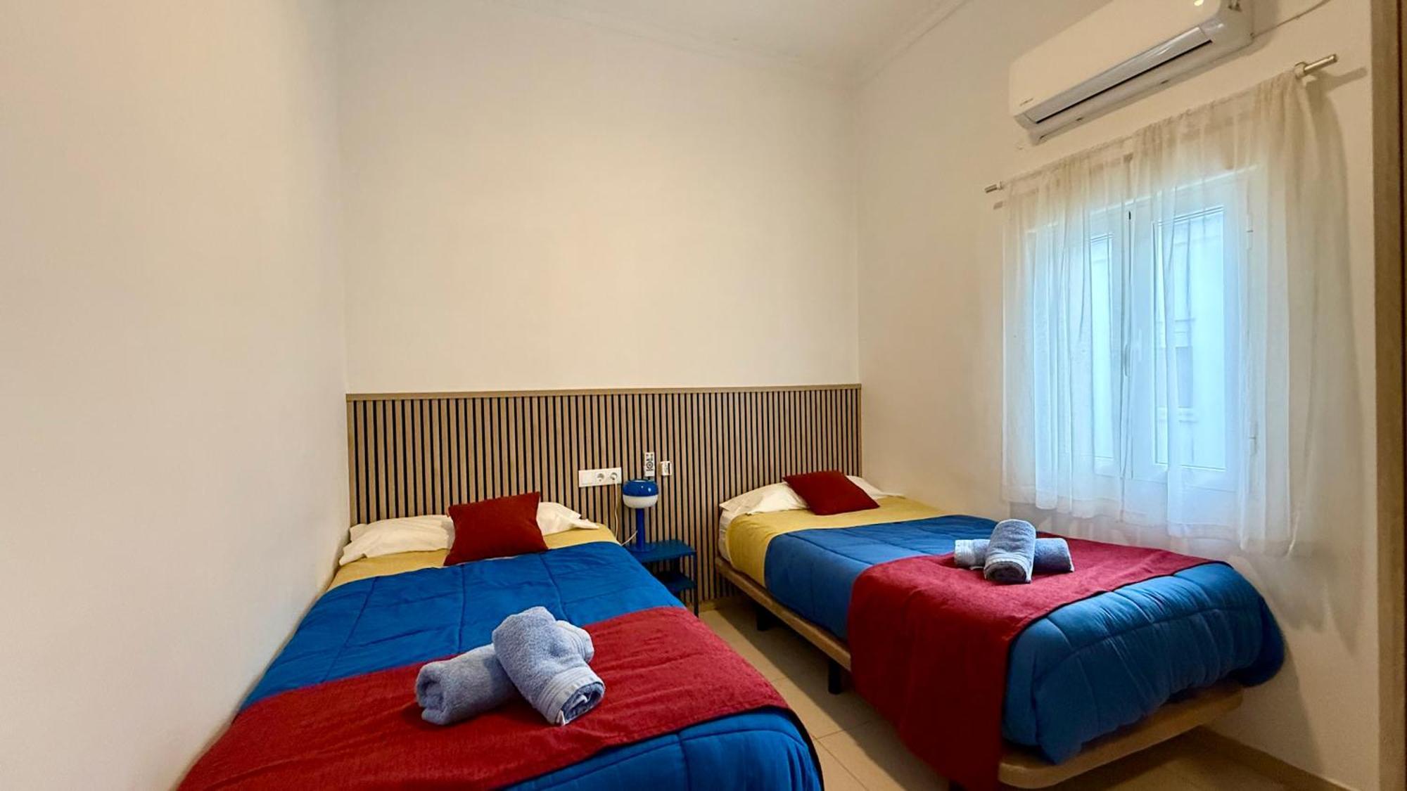 Apartamento Turistico Ciudad Jardin - Nervion. Seville Exterior photo